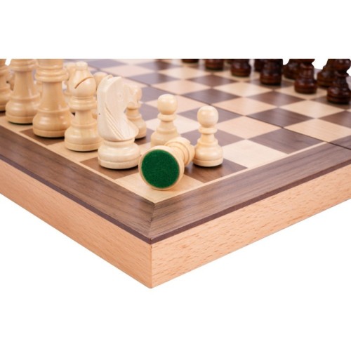 Jeu d'échecs en bois de hêtre placage noyer Echecs Engelhart Longeur:30 cm Largeur:30 cm Age minimum ( en années ):6 ans Matière